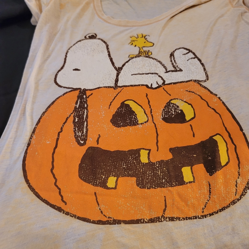 SNOOPY & Pumpkin Tee size XL - Picture 3 of 3